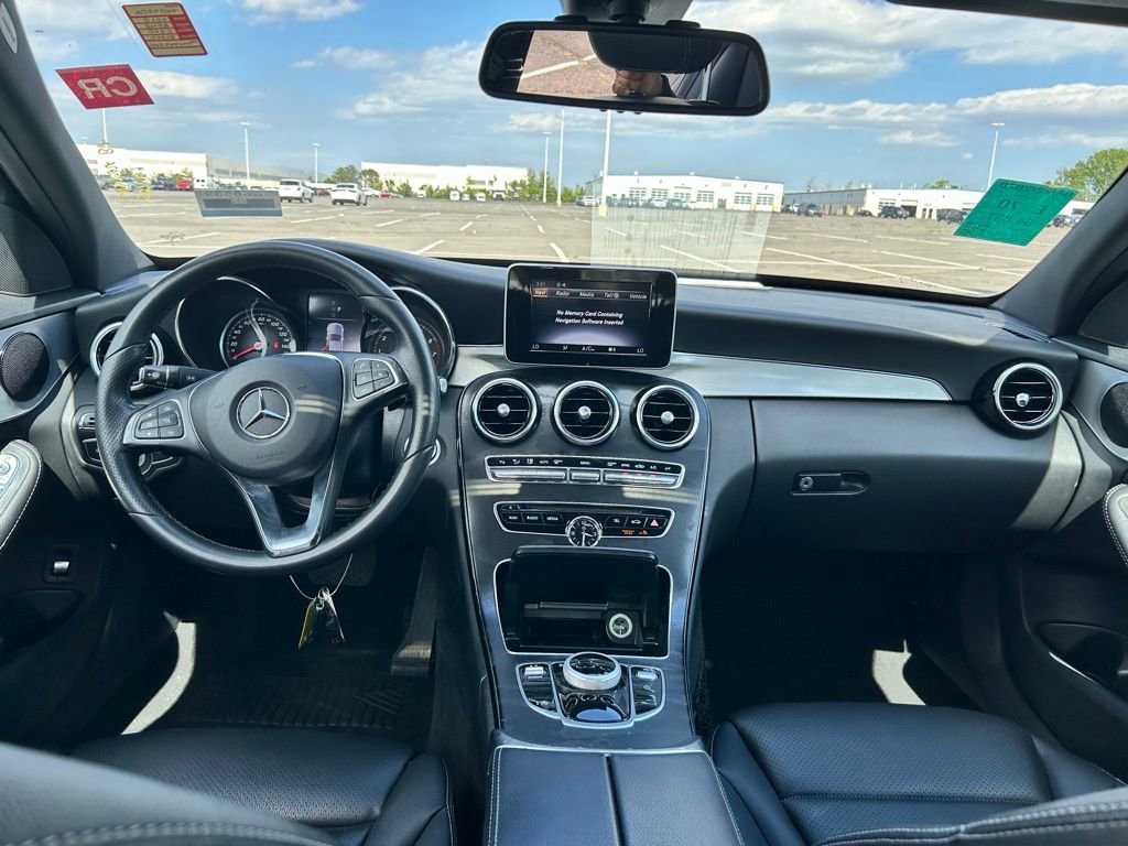 Used 2018 Mercedes-Benz C 300 4MATIC Sedan image 18