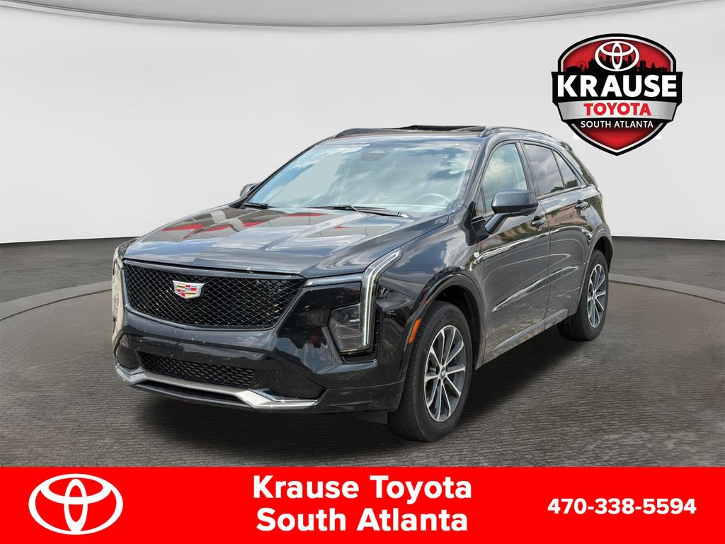 Used 2025 Cadillac XT4 Sport FWD image 3