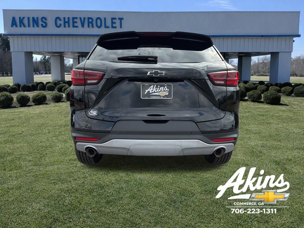 New 2026 Chevrolet Blazer LT w/ LPO, Black Sport Package FWD image 6