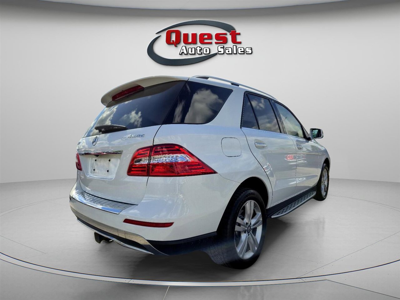 Used 2014 Mercedes-Benz ML 350 ML350 4MATIC w/ Premium 1 Package image 15