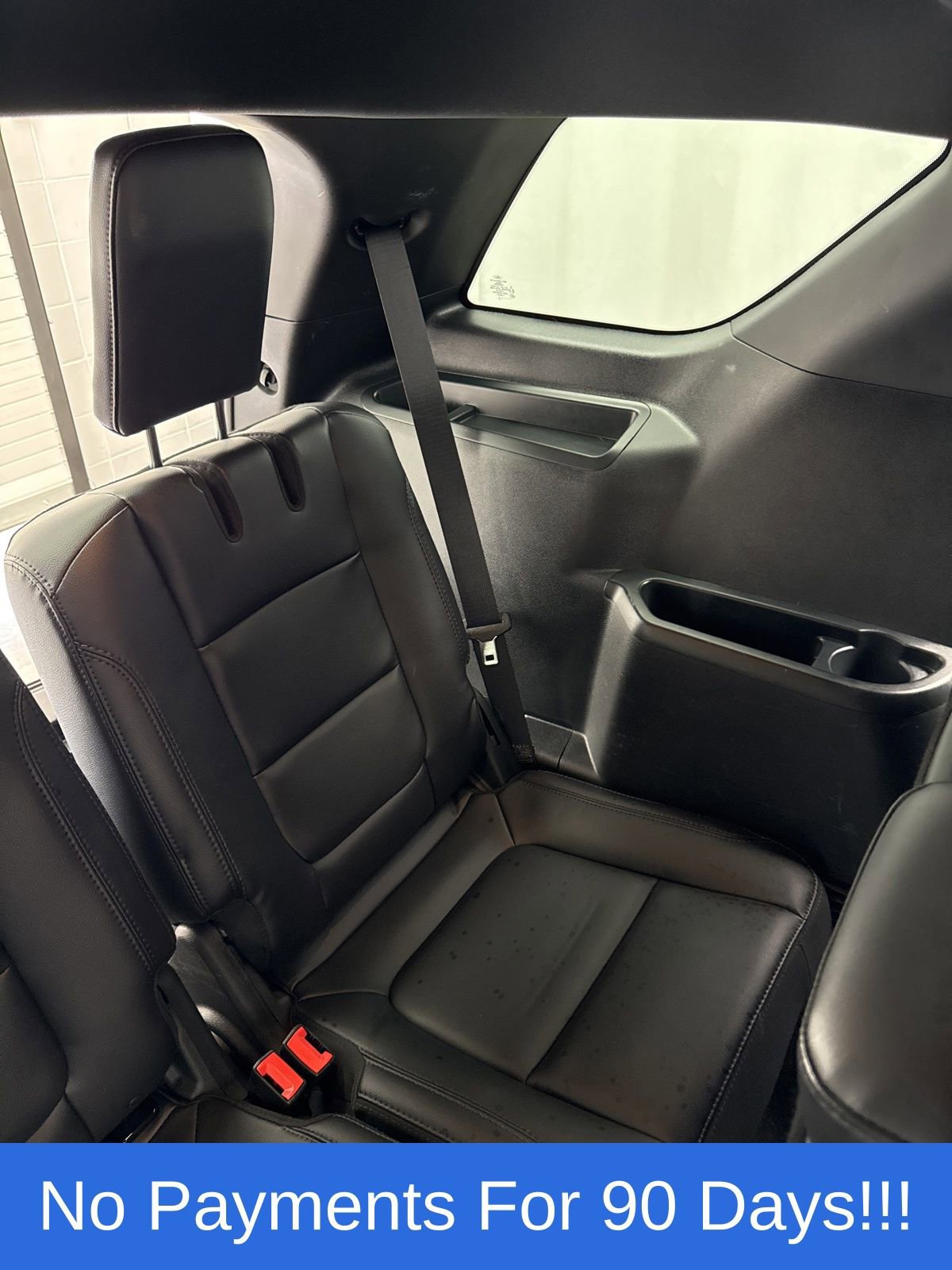 Used 2019 Ford Explorer XLT w/ Equipment Group 202A AWD/4WD image 33
