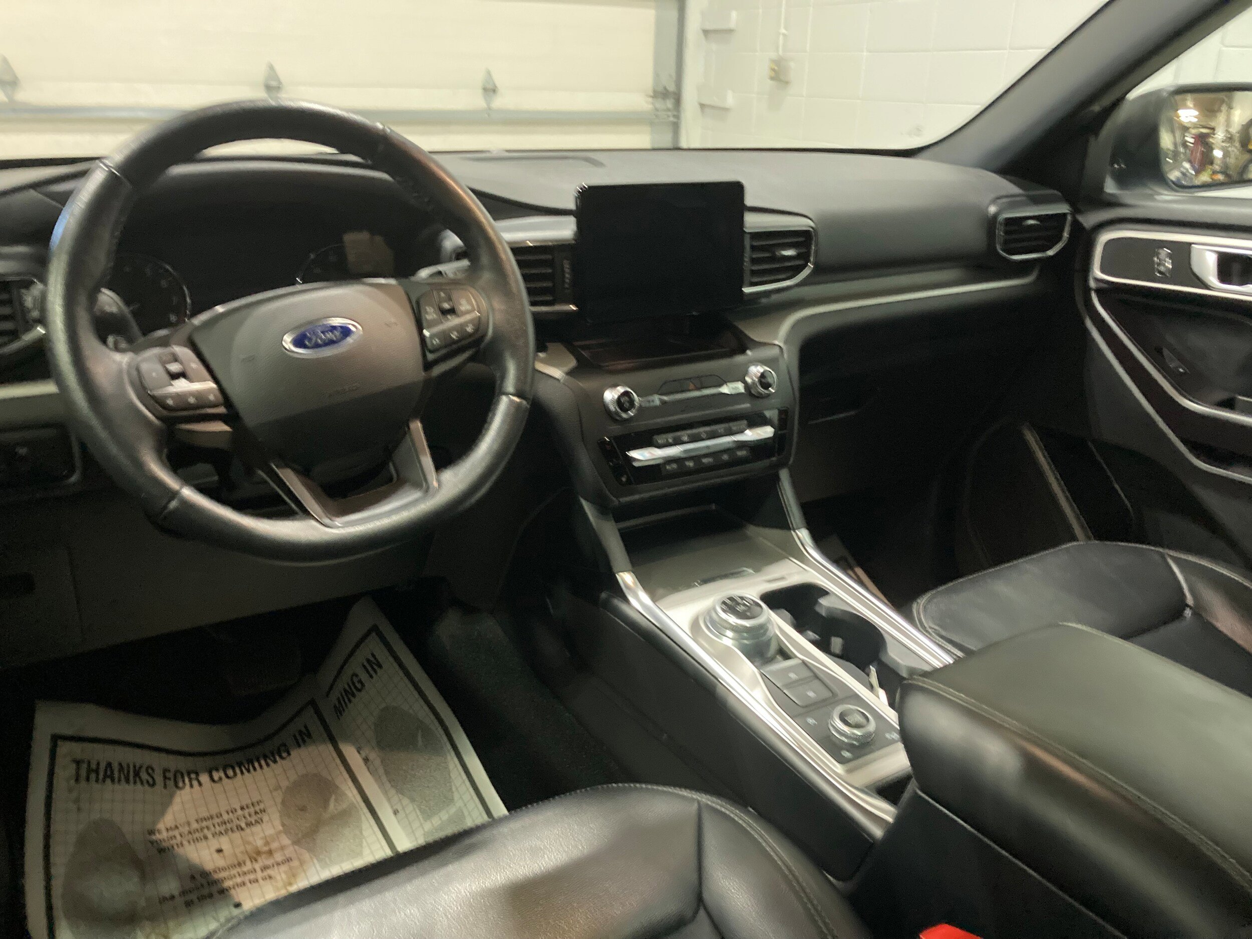 Used 2020 Ford Explorer XLT w/ Equipment Group 202A AWD/4WD image 21