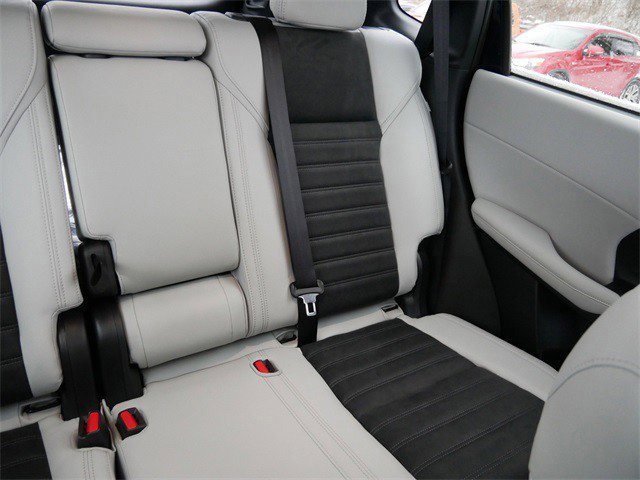 Used 2025 Mitsubishi Outlander SE image 15