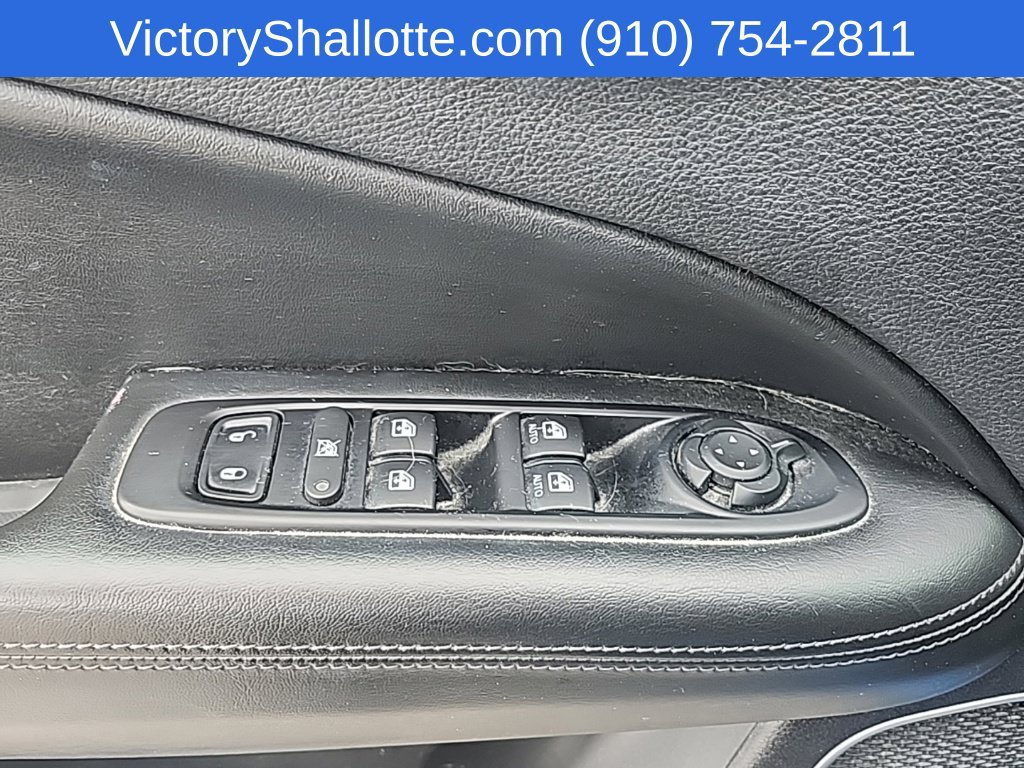 Used 2019 Jeep Compass Latitude FWD image 16