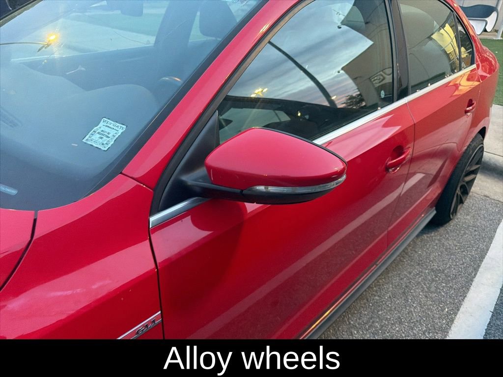 Used 2017 Volkswagen Jetta GLI image 13