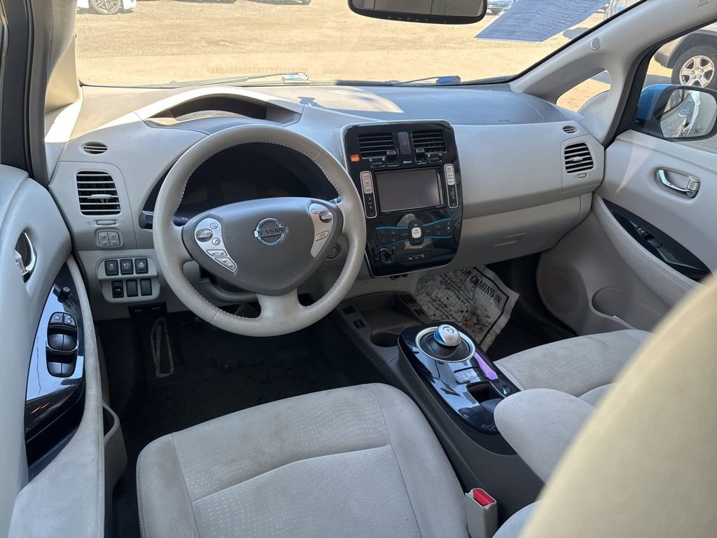 Used 2012 Nissan Leaf SL FWD image 21