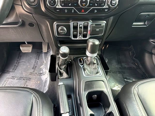 Used 2020 Jeep Wrangler Unlimited Sahara image 24