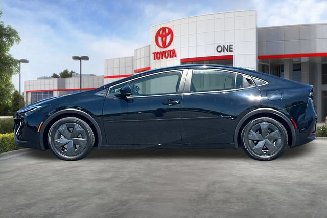 Used 2023 Toyota Prius Prime FWD image 9