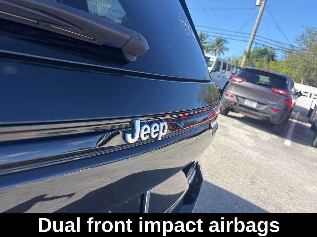 Used 2024 Jeep Grand Cherokee Summit image 23