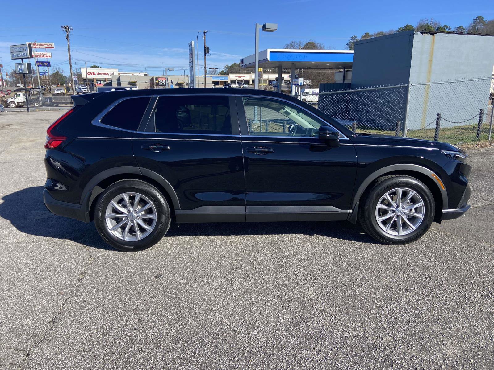 Certified 2025 Honda CR-V EX-L image 2