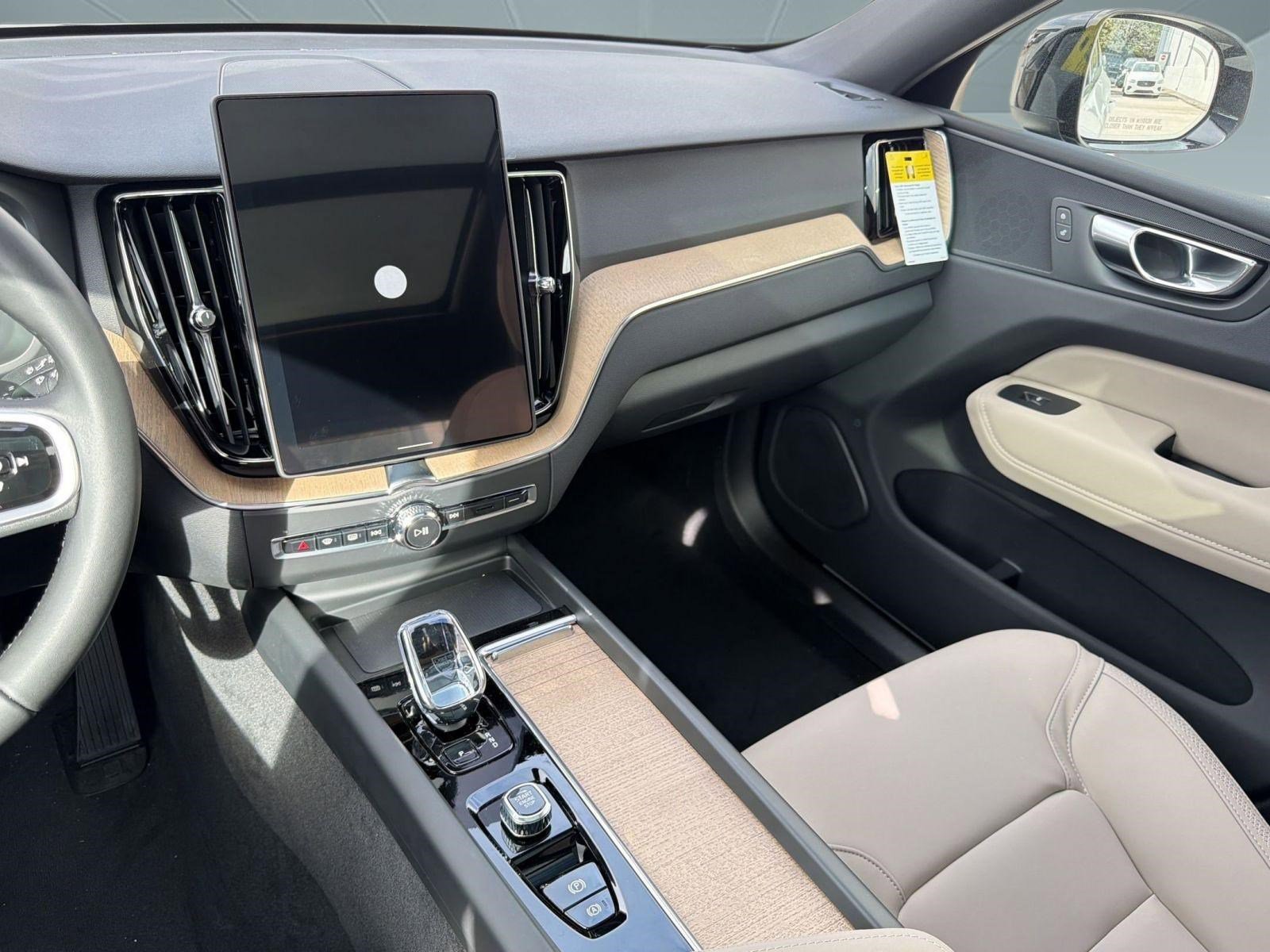 New 2026 Volvo XC60 B5 Plus w/ Protection Package Premier AWD/4WD image 25
