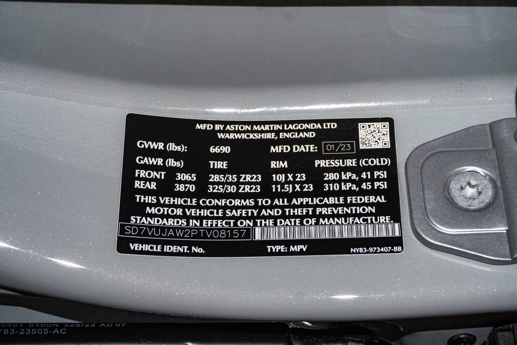 Used 2023 Aston Martin DBX AWD/4WD image 35