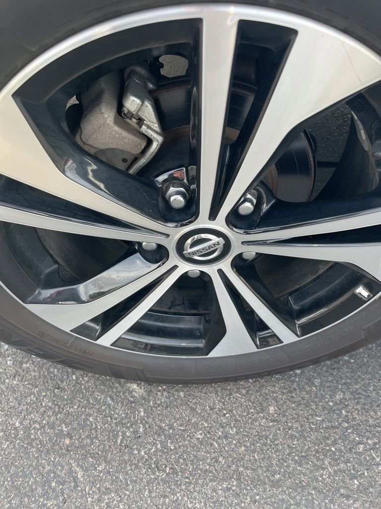 Used 2023 Nissan Sentra SV image 8