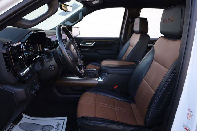 Used 2023 Chevrolet Silverado 1500 High Country w/ Technology Package image 15