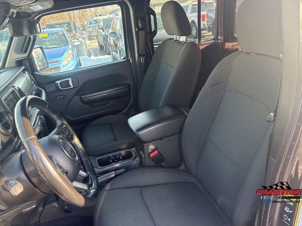 Used 2021 Jeep Wrangler Unlimited Sport image 26