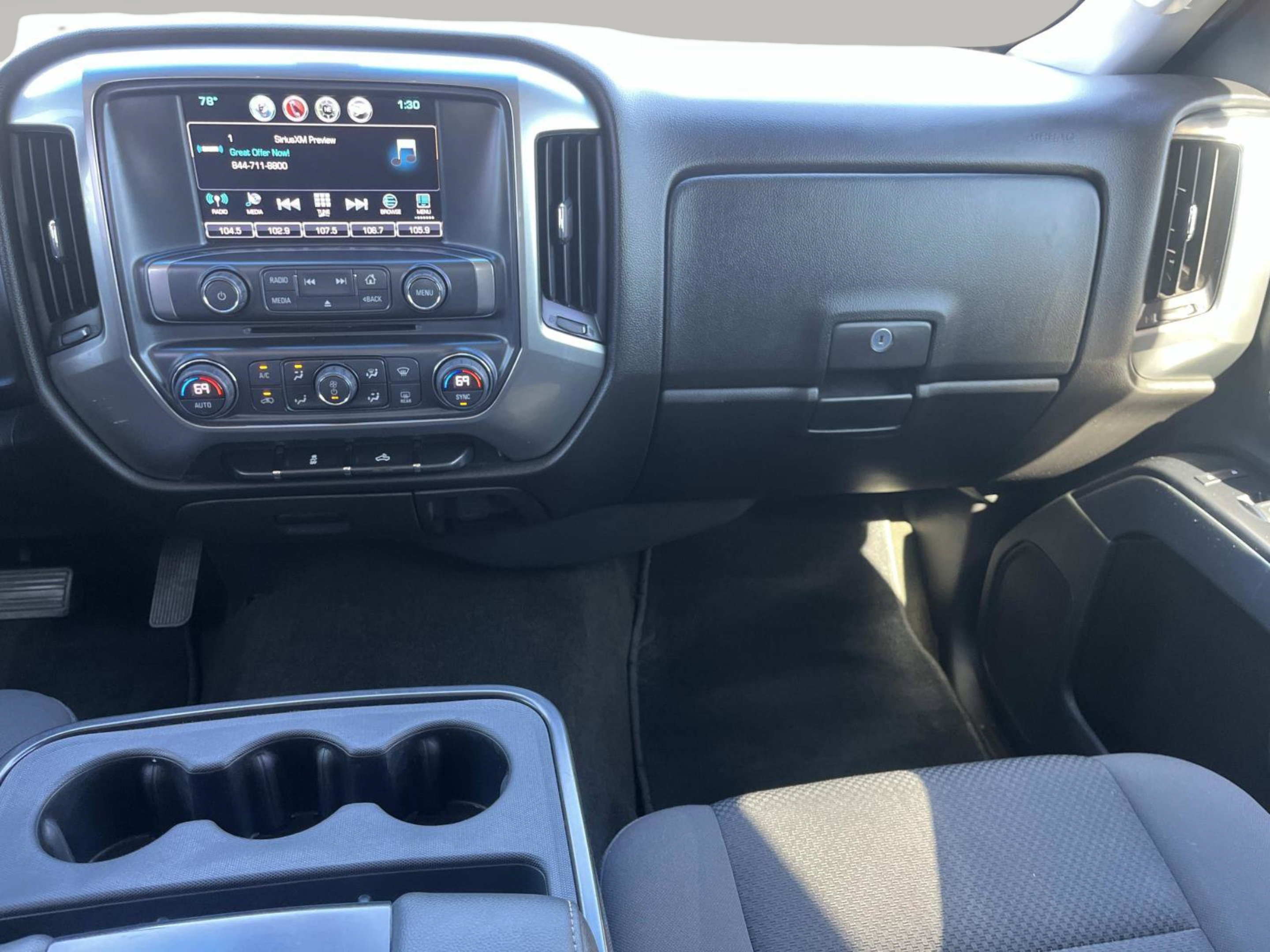 Used 2017 Chevrolet Silverado 1500 LT w/ All Star Edition AWD/4WD image 11