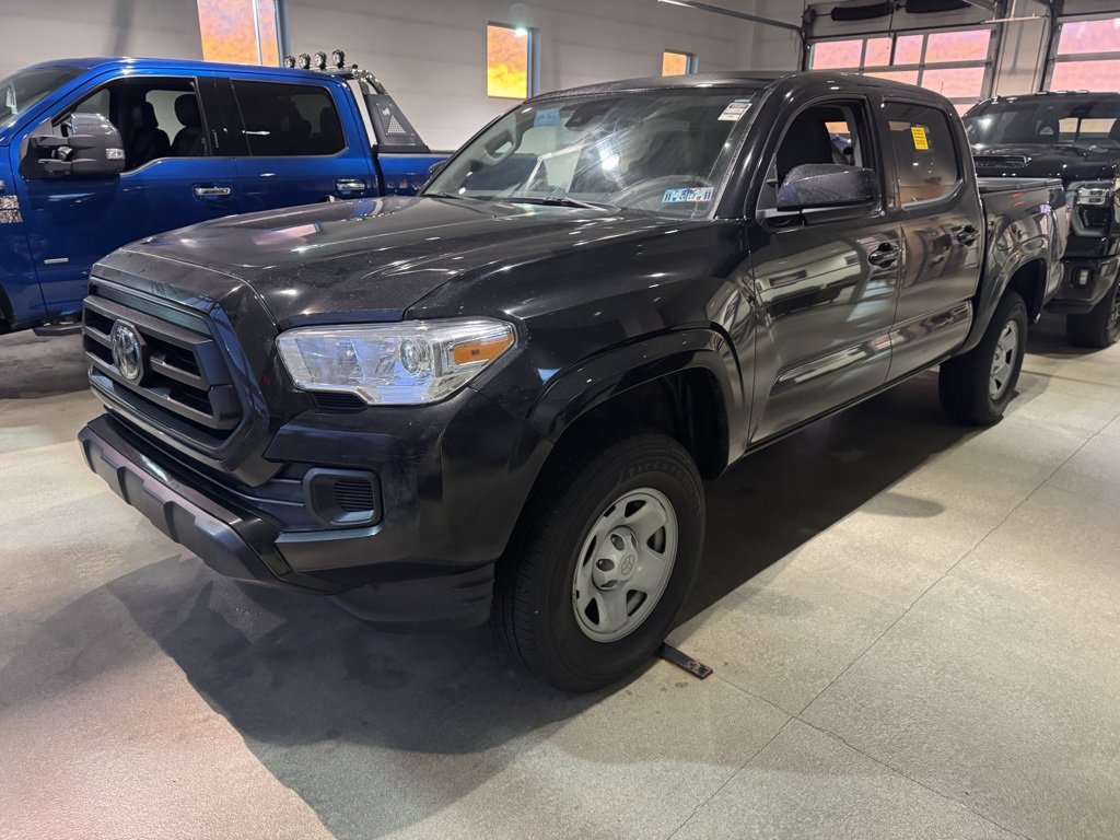 Used 2023 Toyota Tacoma SR image 1