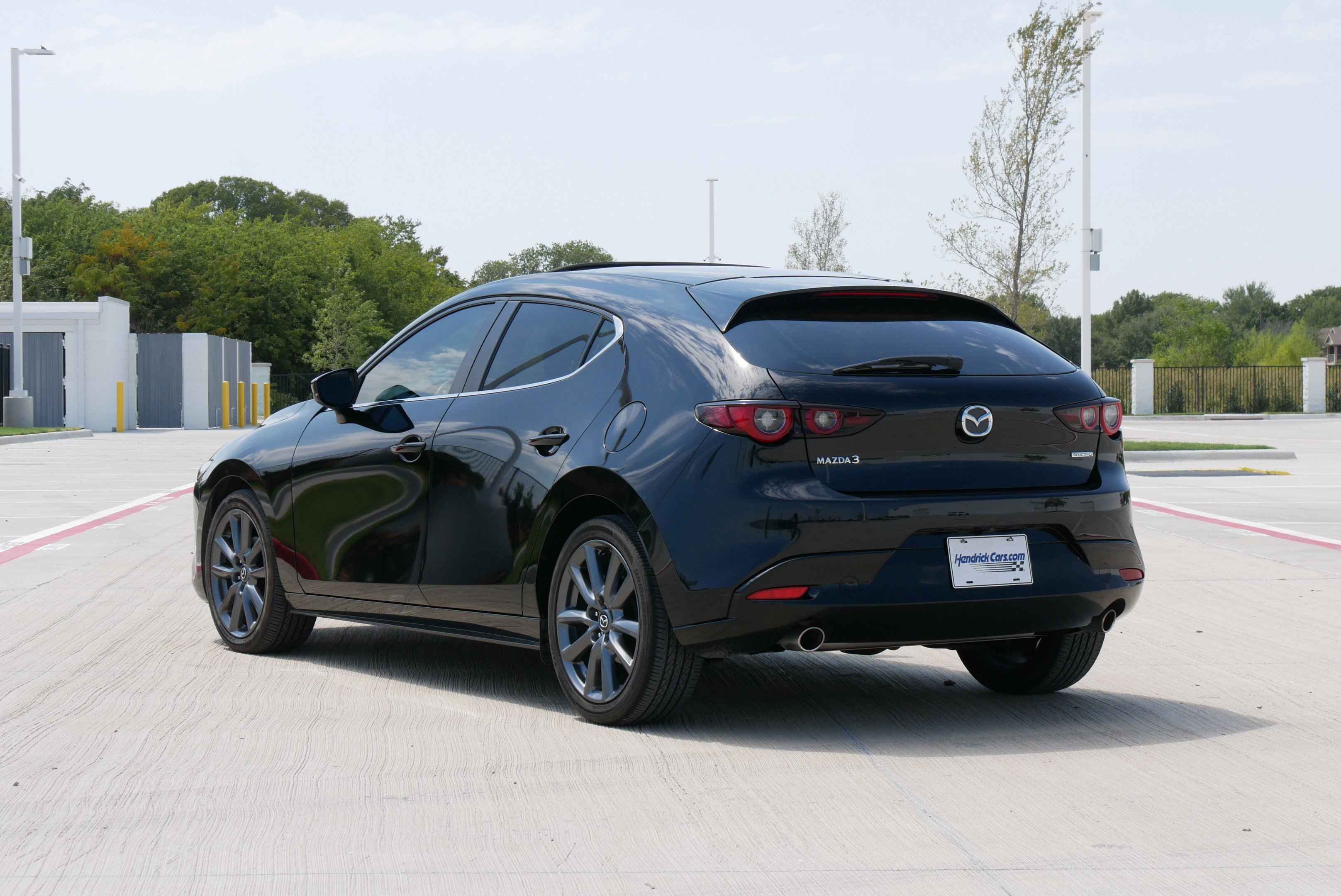 Used 2022 MAZDA MAZDA3 s FWD image 7