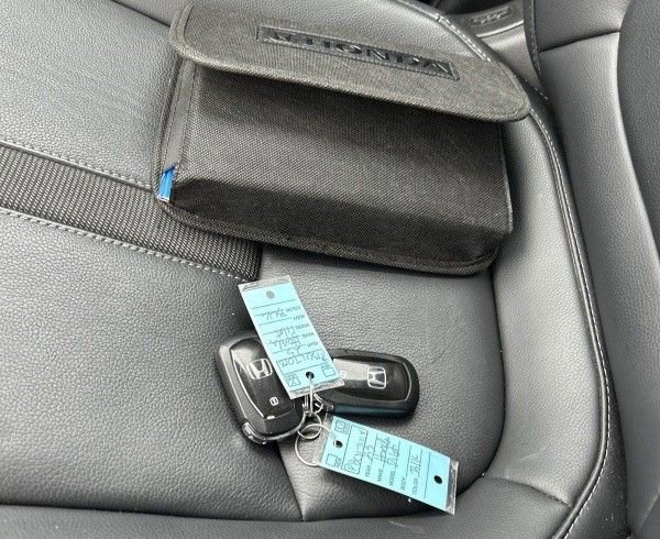 Used 2023 Honda Pilot EX-L image 8