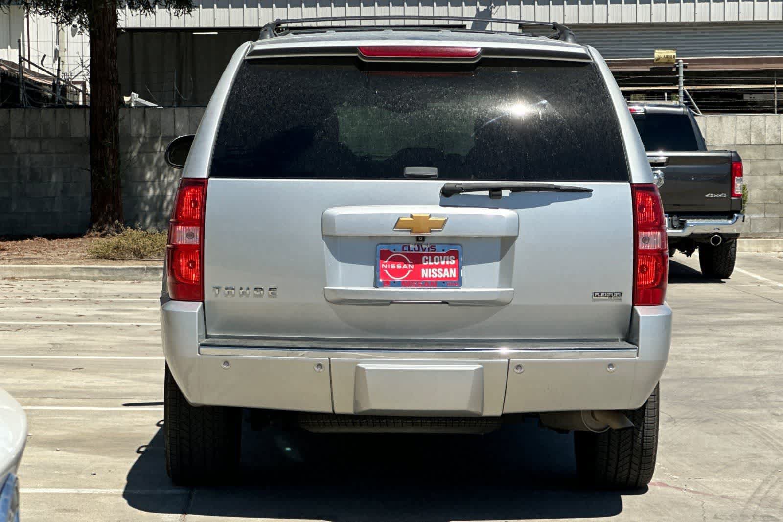 Used 2012 Chevrolet Tahoe LTZ AWD/4WD image 7