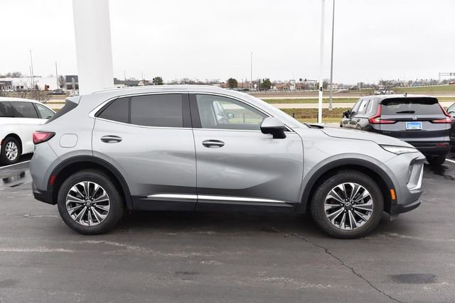 Used 2024 Buick Envision Preferred image 5