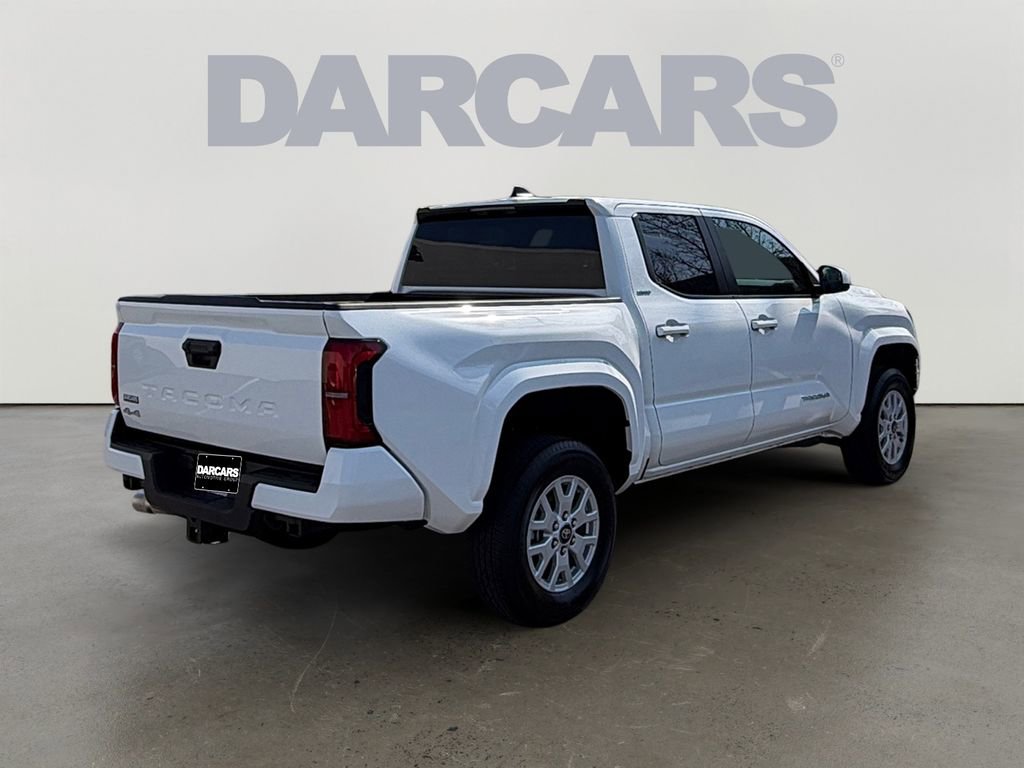 Used 2025 Toyota Tacoma SR5 image 7