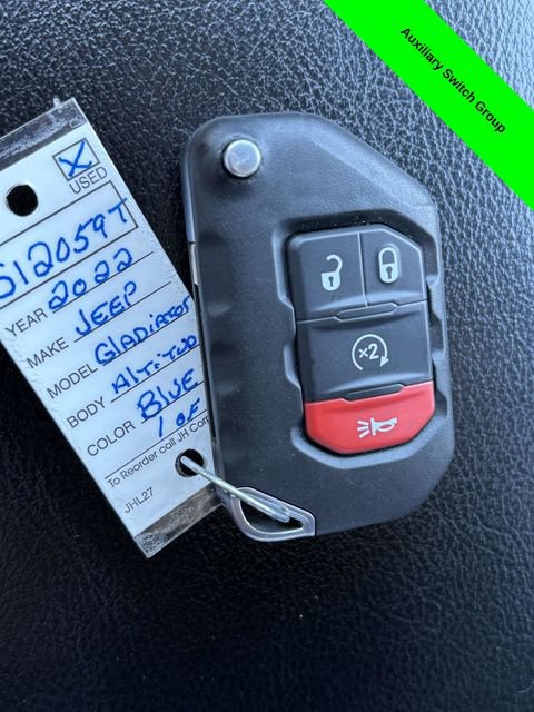 Used 2022 Jeep Gladiator Sport AWD/4WD image 23