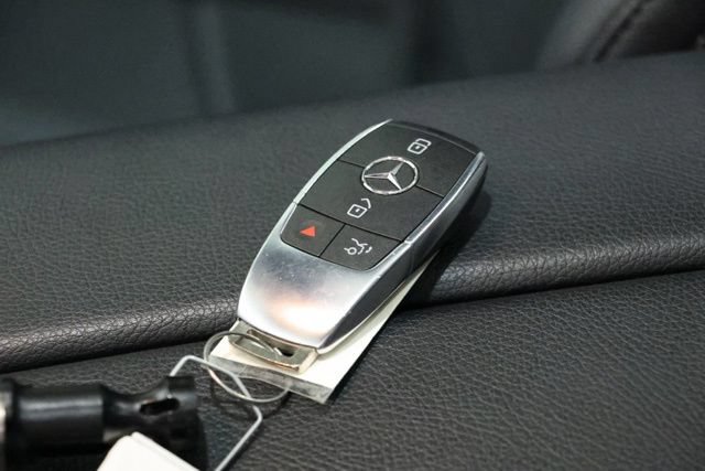 Used 2024 Mercedes-Benz GLE 350 4MATIC image 39