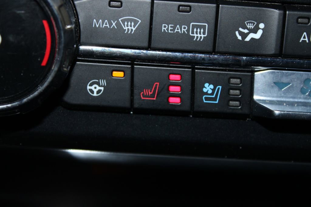 Used 2024 Ford F250 Lariat w/ Lariat Ultimate Package image 54