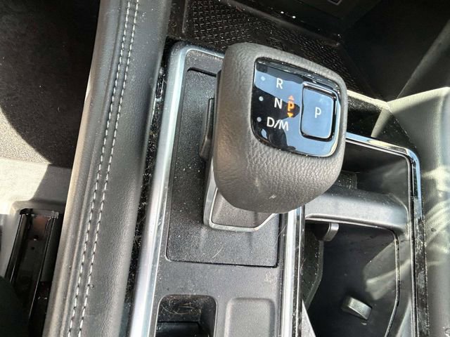 Used 2024 Nissan Pathfinder Platinum image 21