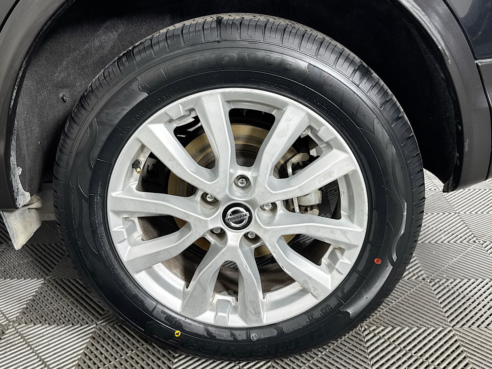 Used 2021 Nissan Rogue Sport SV FWD image 35