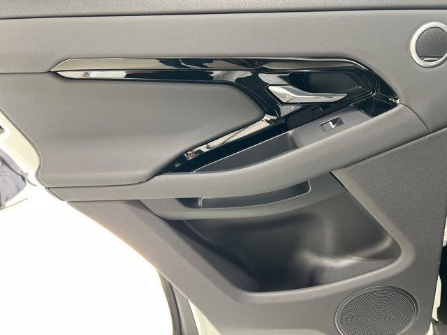 Used 2025 Land Rover Range Rover Evoque S image 36