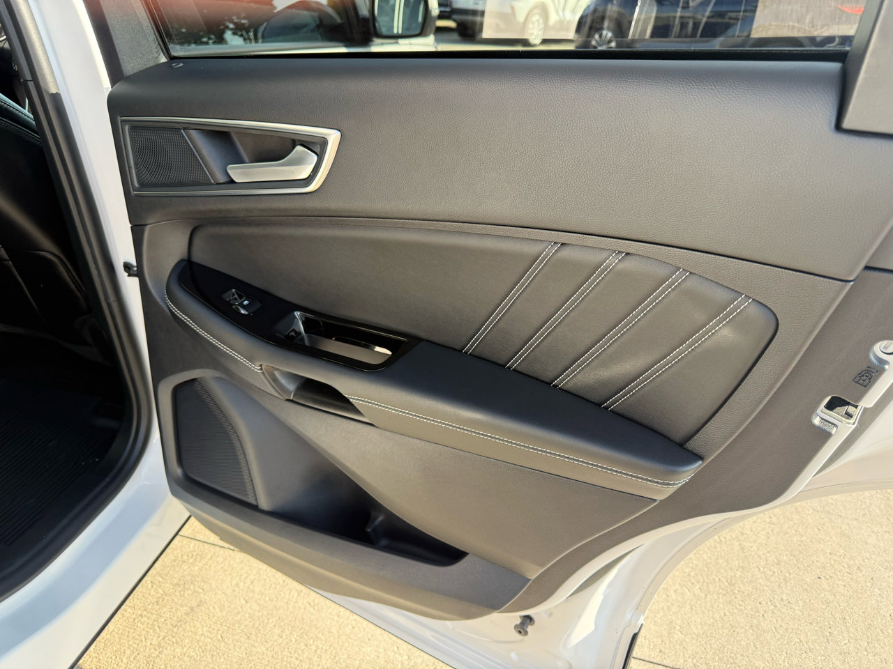 Used 2019 Ford Edge ST w/ Convenience Package image 18