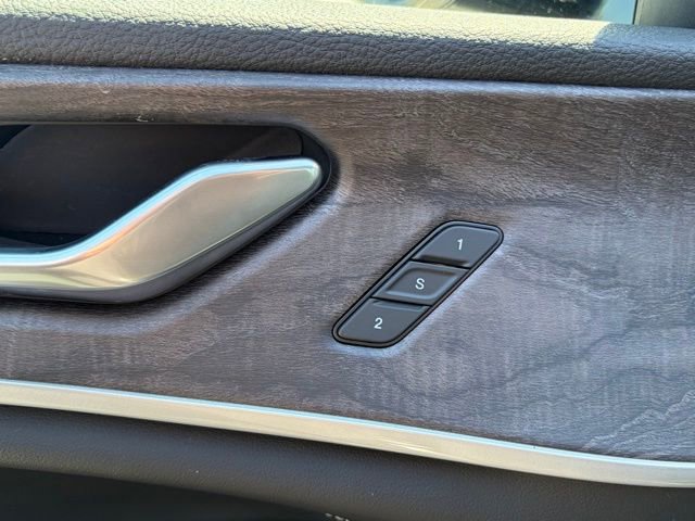New 2026 Jeep Grand Cherokee Limited AWD/4WD image 14