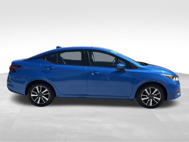 Used 2024 Nissan Versa SV FWD image 6