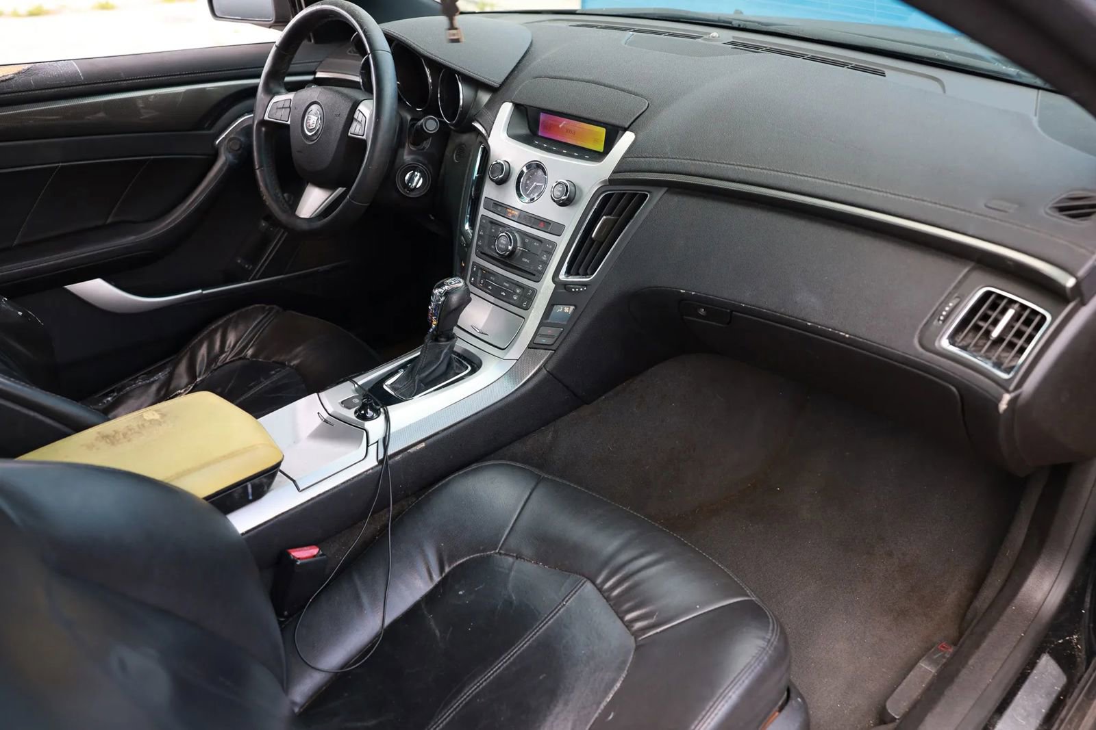 Used 2011 Cadillac CTS Coupe RWD image 24