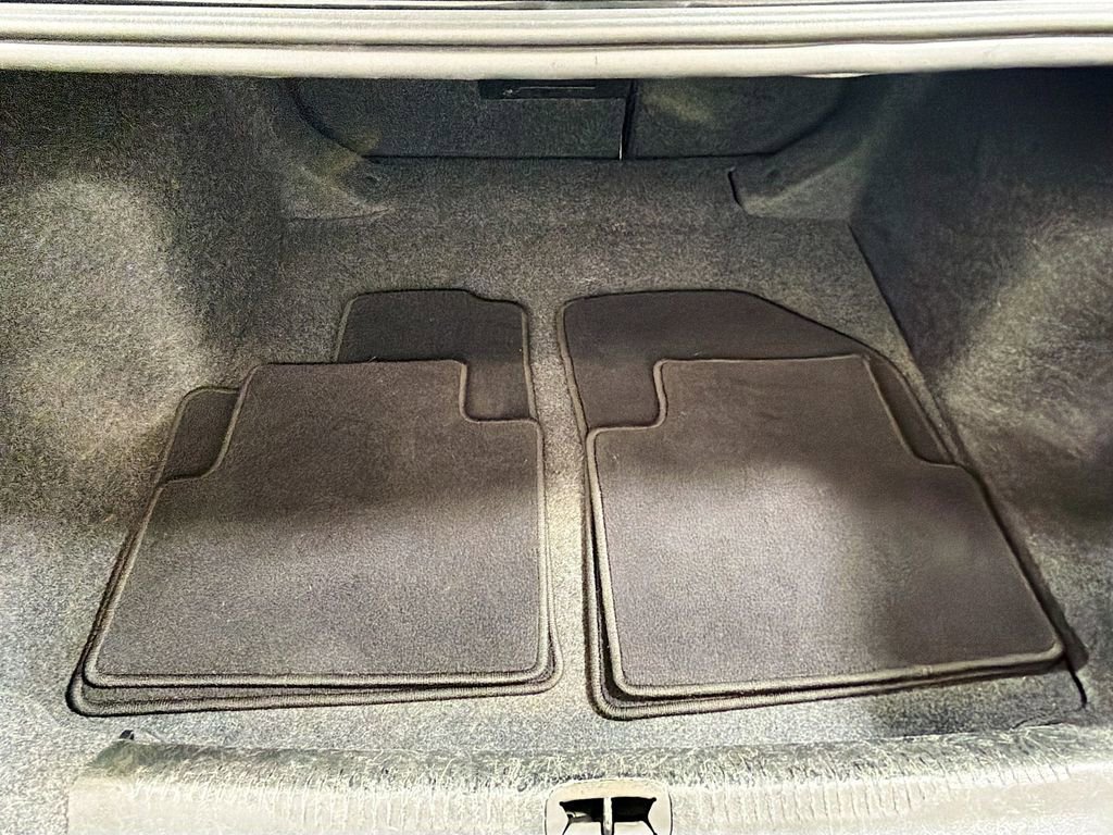 Used 2015 Chrysler 200 Limited w/ Convenience Group image 27