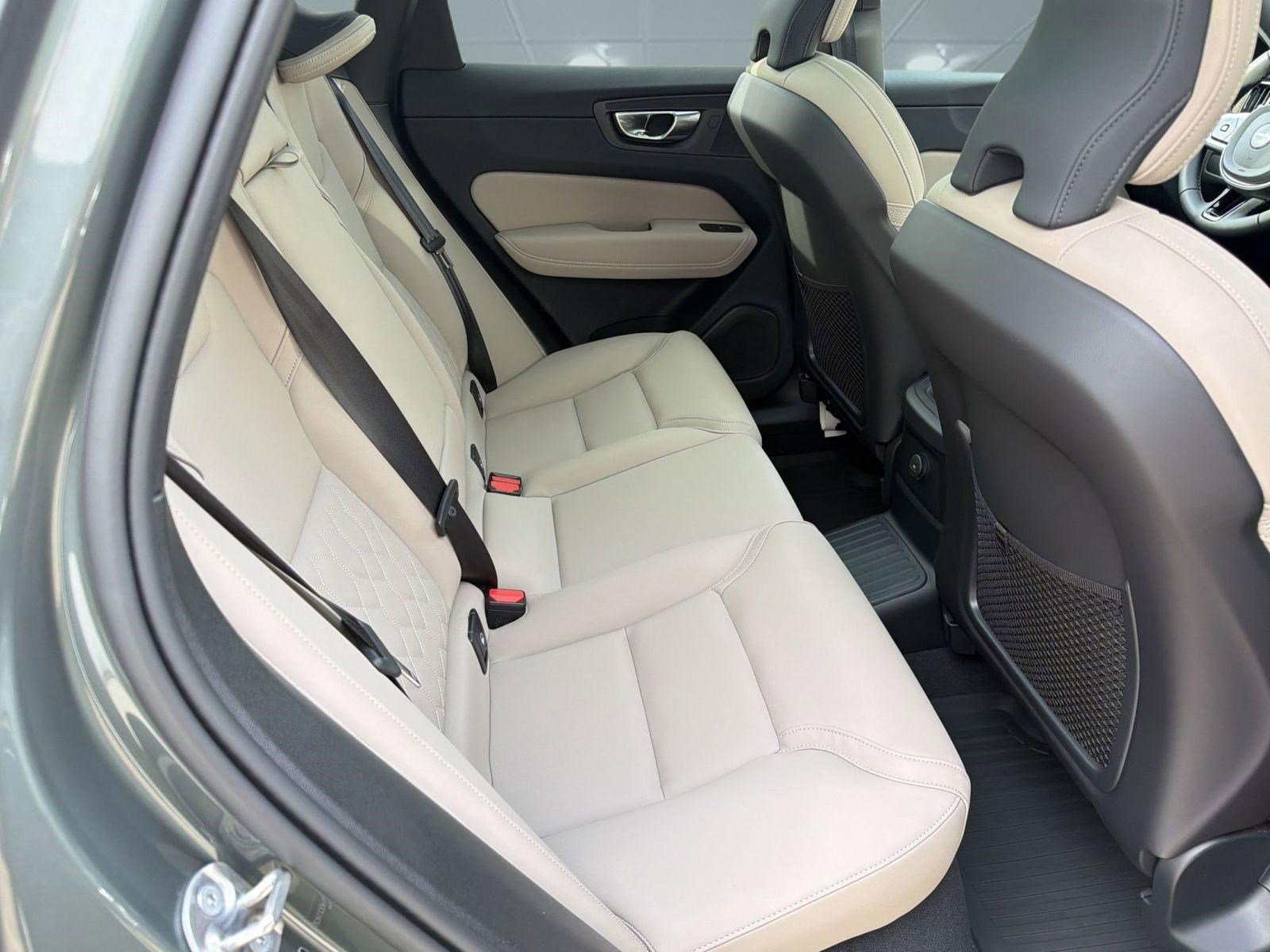 New 2026 Volvo XC60 T8 Core w/ Climate Package AWD/4WD image 29