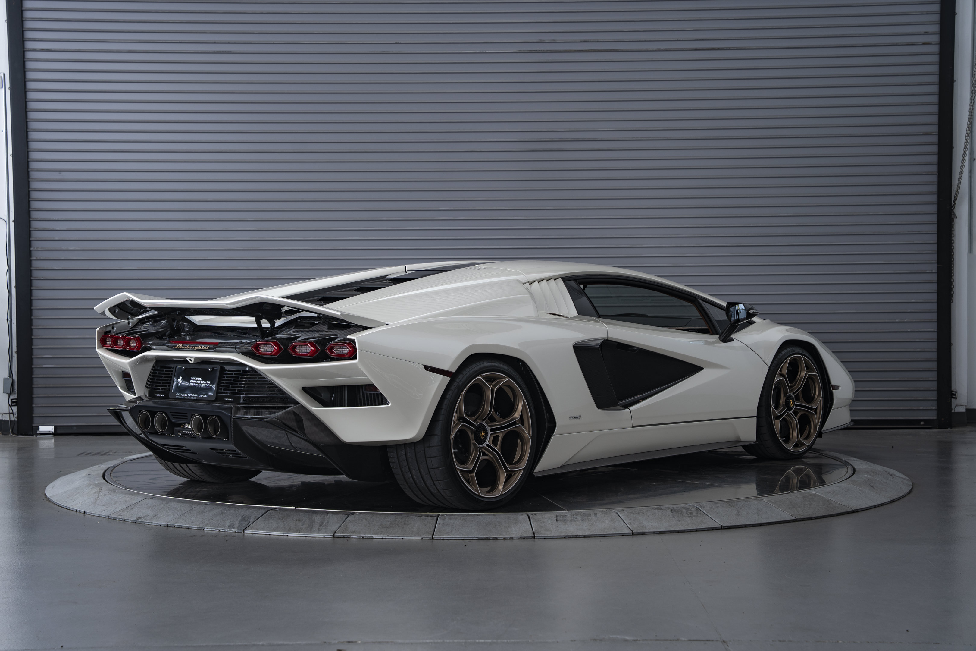 Used 2022 Lamborghini Aventador Countach AWD/4WD image 13