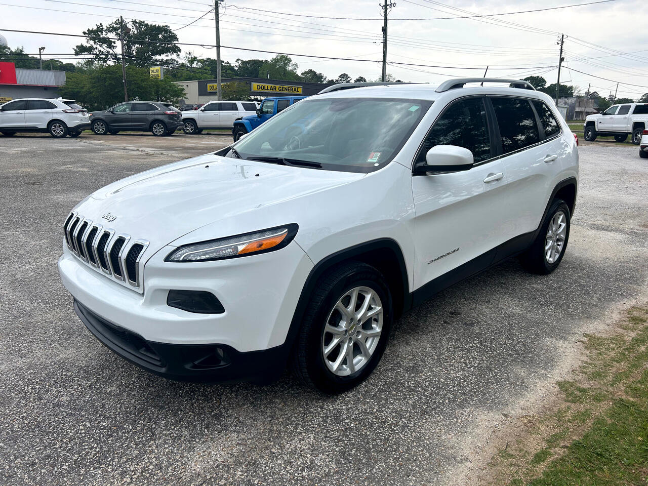 Used 2018 Jeep Cherokee Latitude w/ Mobile Office Group image 6