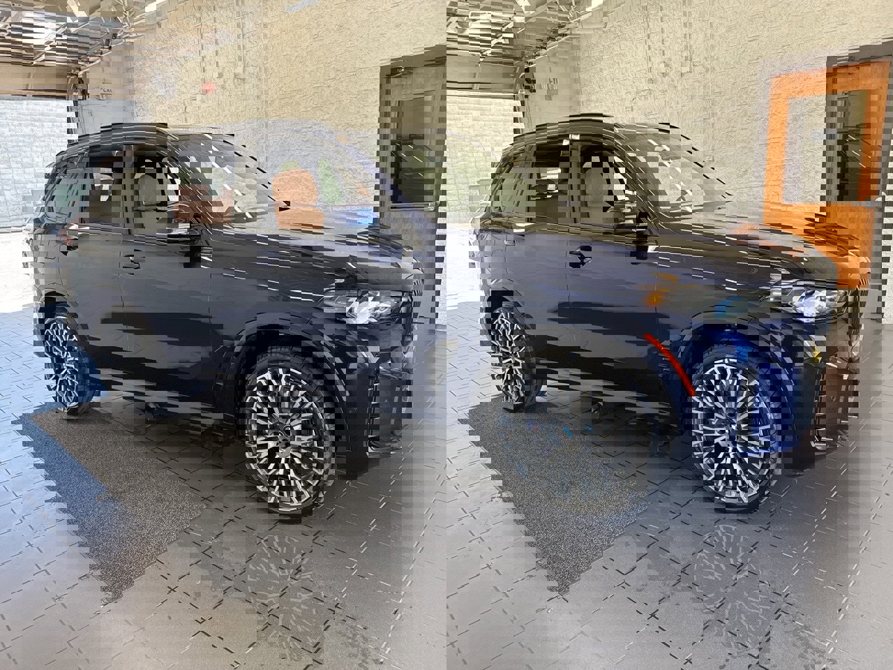 New 2026 BMW X5 xDrive40i w/ M Sport Package image 1