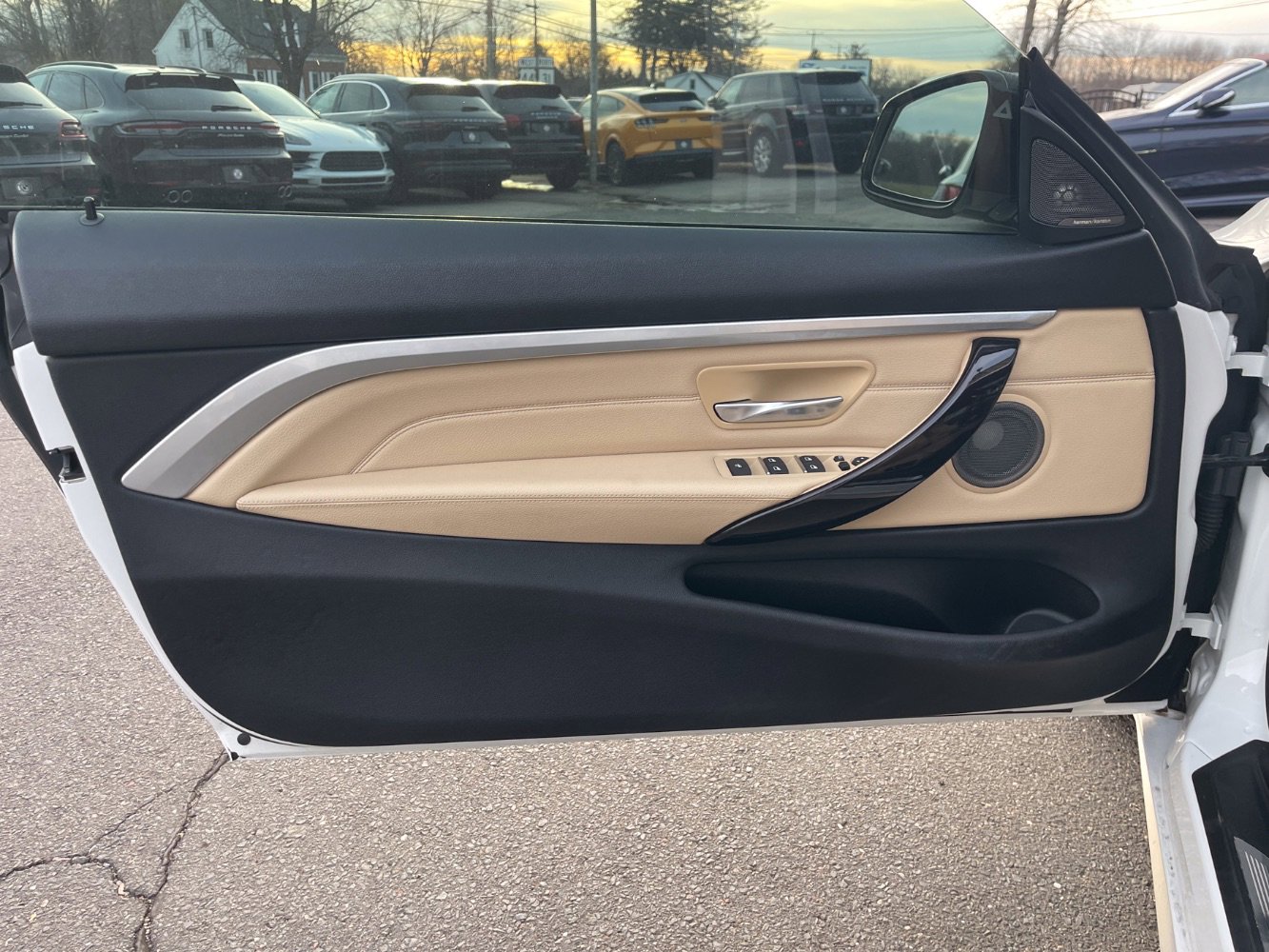 Used 2020 BMW 440i xDrive Convertible w/ M Sport Package image 31