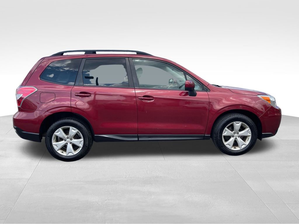 Used 2015 Subaru Forester 2.5i Premium w/ All-Weather Package image 9