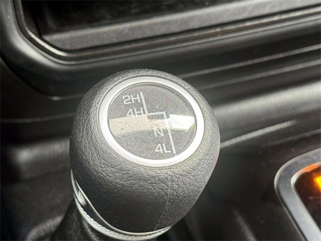 Used 2023 Jeep Gladiator Sport image 16