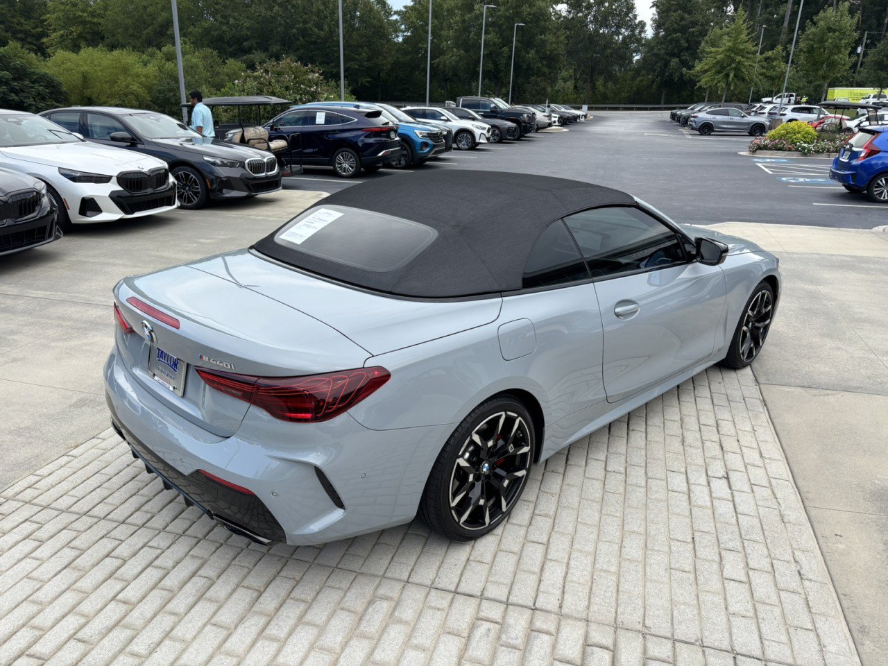 Used 2025 BMW 440i xDrive Convertible w/ Premium Package AWD/4WD image 36