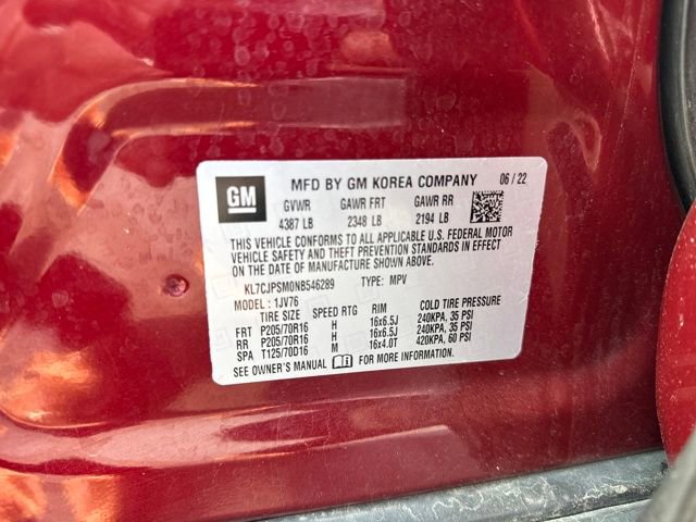 Used 2022 Chevrolet Trax LT w/ LT Convenience Package image 16