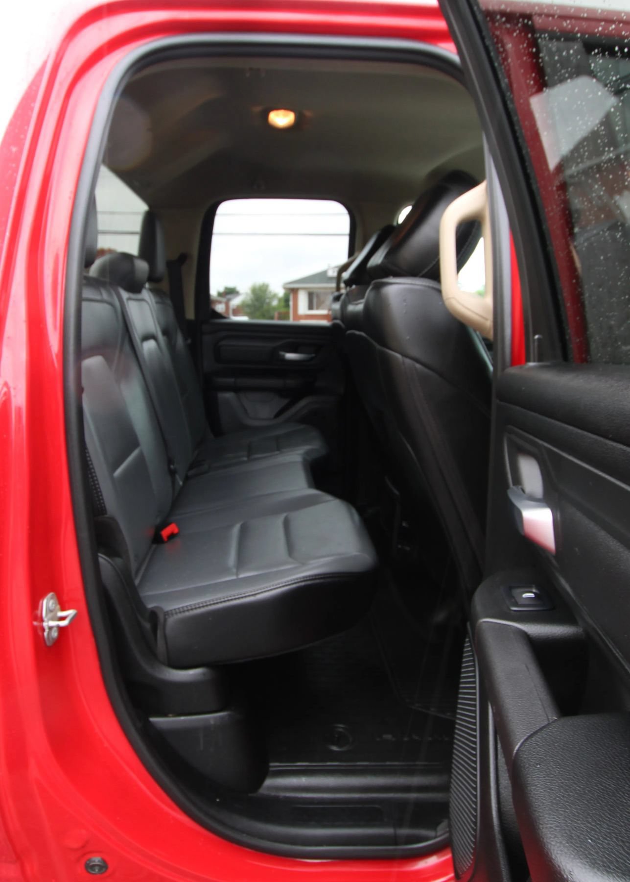 Used 2020 RAM 1500 Tradesman AWD/4WD image 11