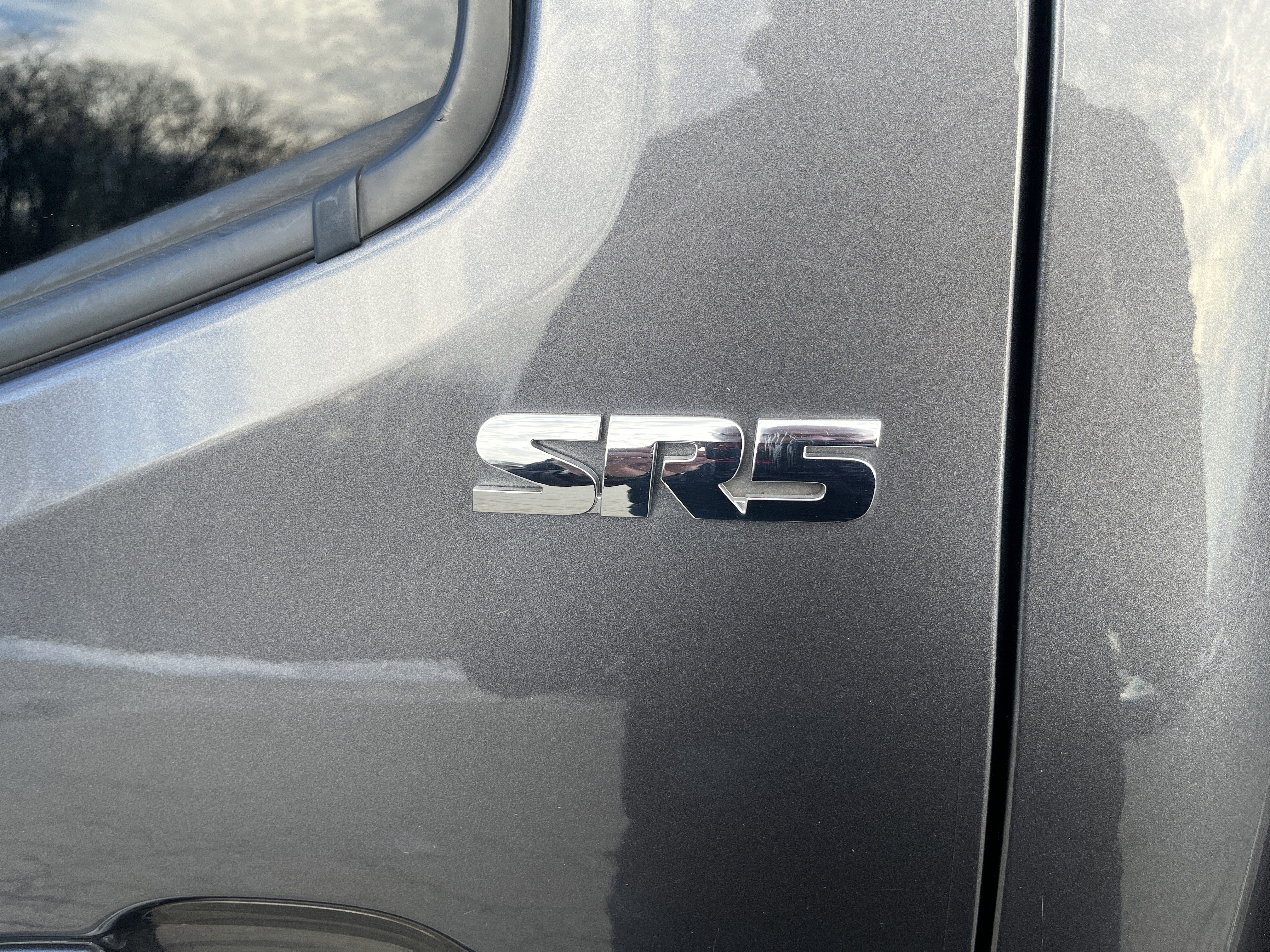 Used 2018 Toyota Tacoma SR5 image 29