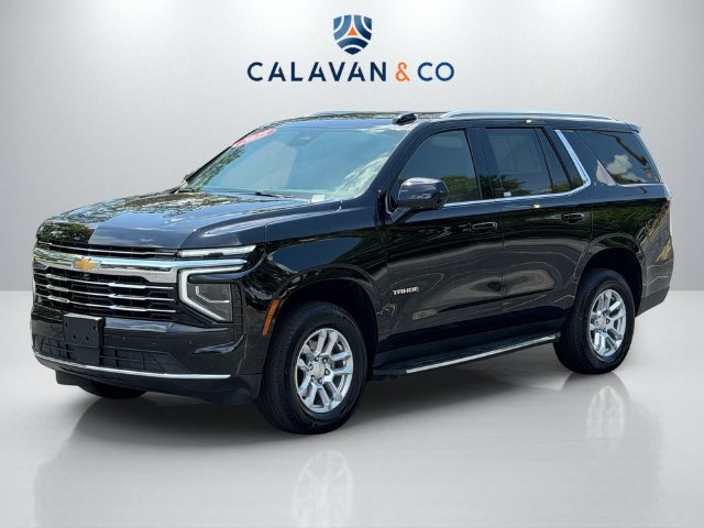 Used 2025 Chevrolet Tahoe LT AWD/4WD image 3
