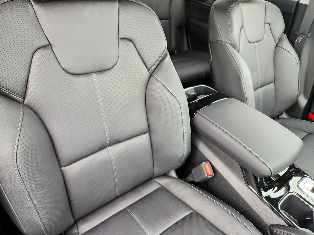 New 2025 Kia Telluride EX image 18
